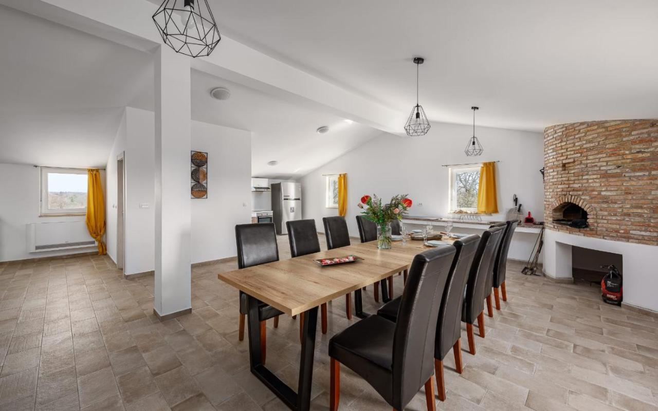 Apartments Valeria Divsici Exterior photo